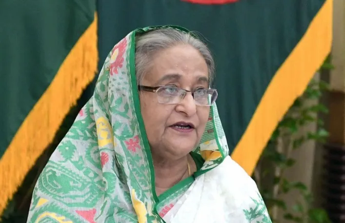 ‘কপ-২৬’ এ যোগ দিতে যুক্তরাজ্যের পথে প্রধানমন্ত্রী