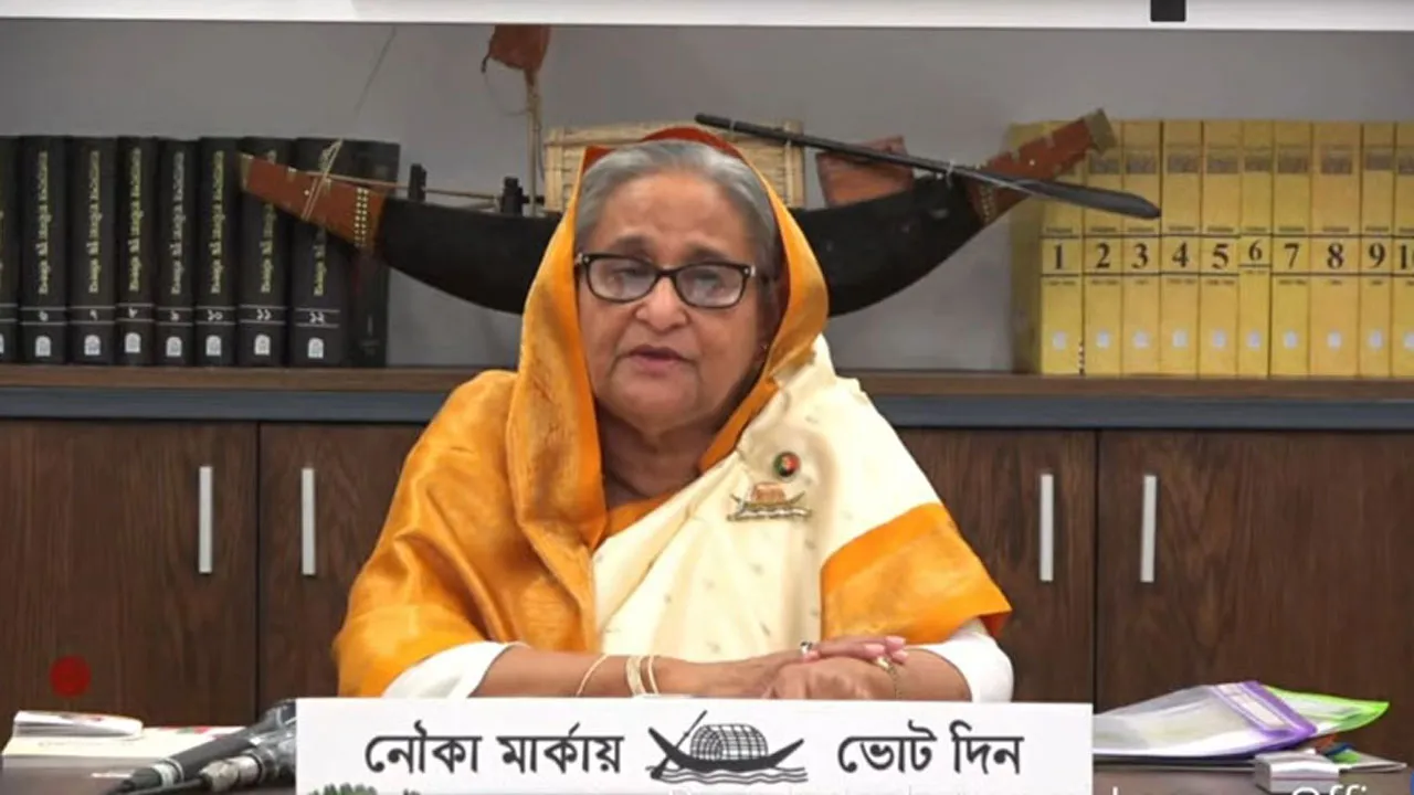 শেখ হাসিনাকে গ্রেপ্তারে ইন্টারপোলের ‘রেড অ্যালার্ট’ জারির উদ্যোগ