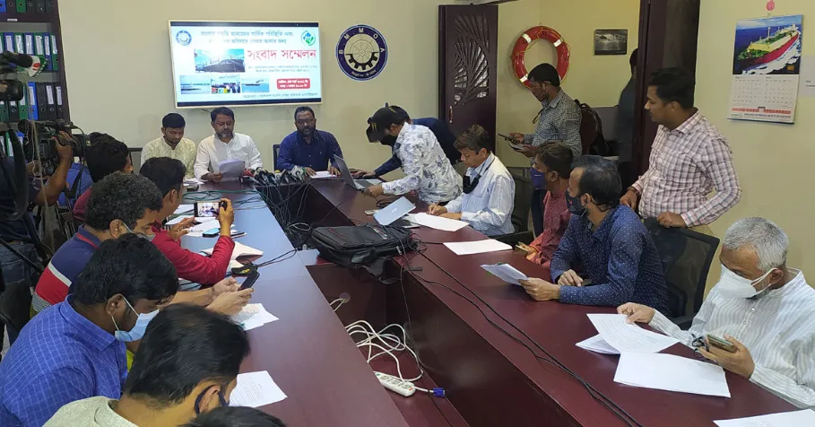 সমৃদ্ধির ইউক্রেনে নোঙর নিয়ে প্রশ্ন