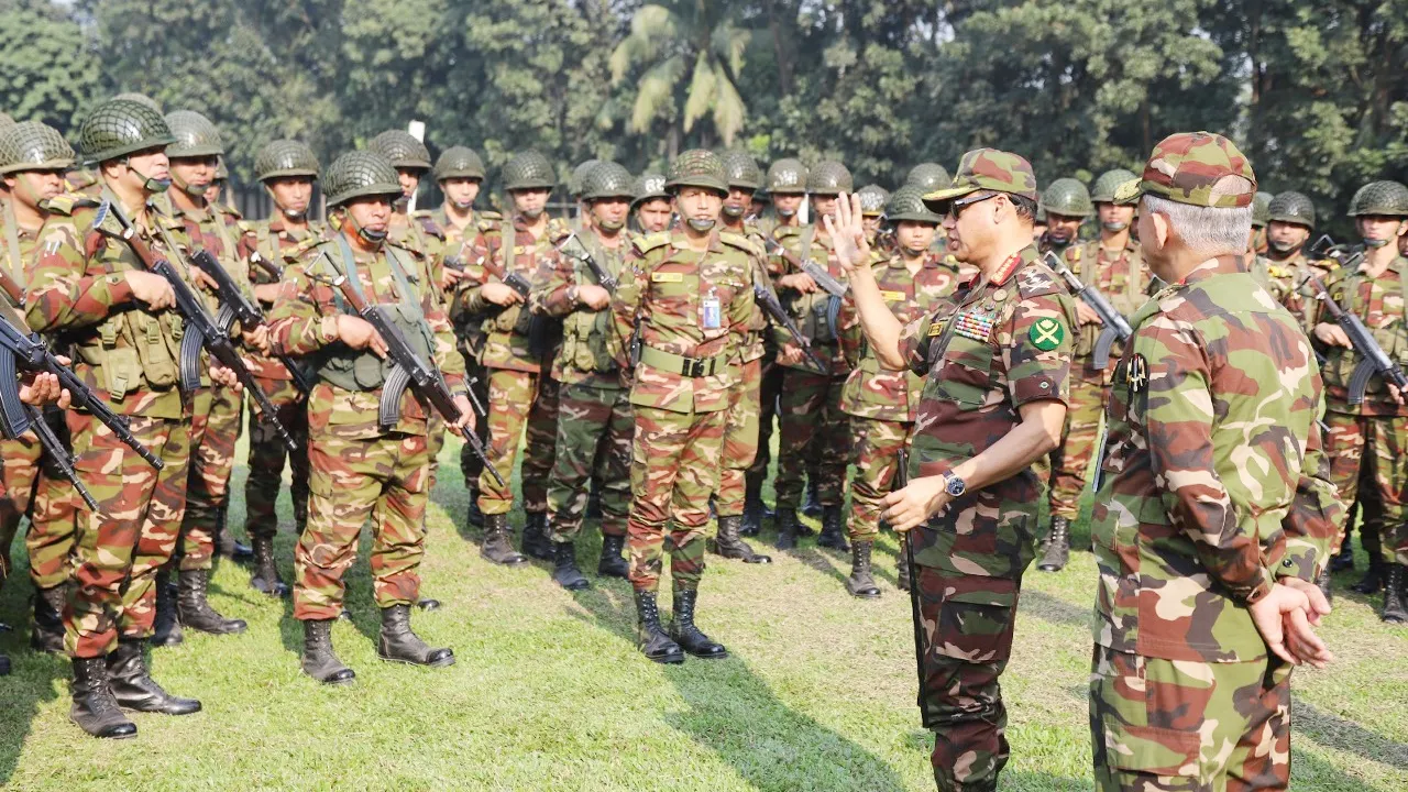সেনাবাহিনীর কার্যক্রম পরিদর্শন করলেন সেনাপ্রধান