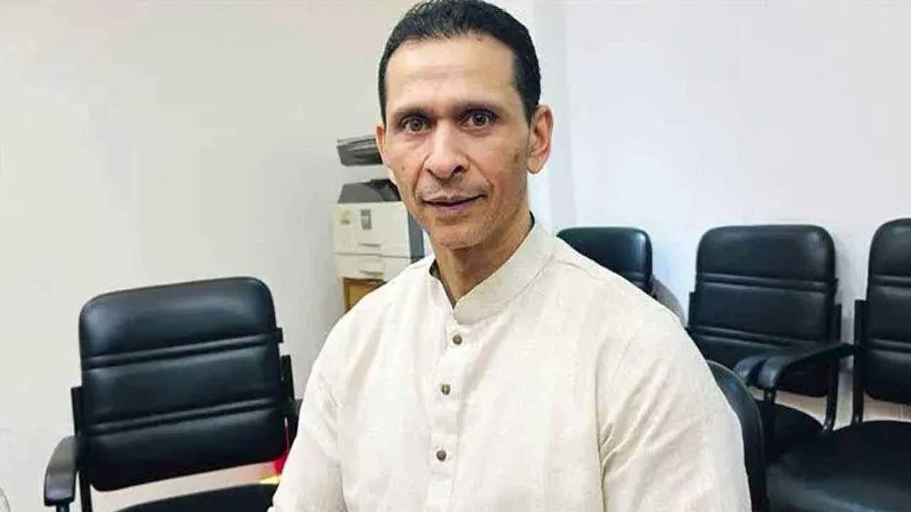 হাসিনার ফেরার ঘোষণাকে ভণ্ডামি বললেন সোহেল তাজ