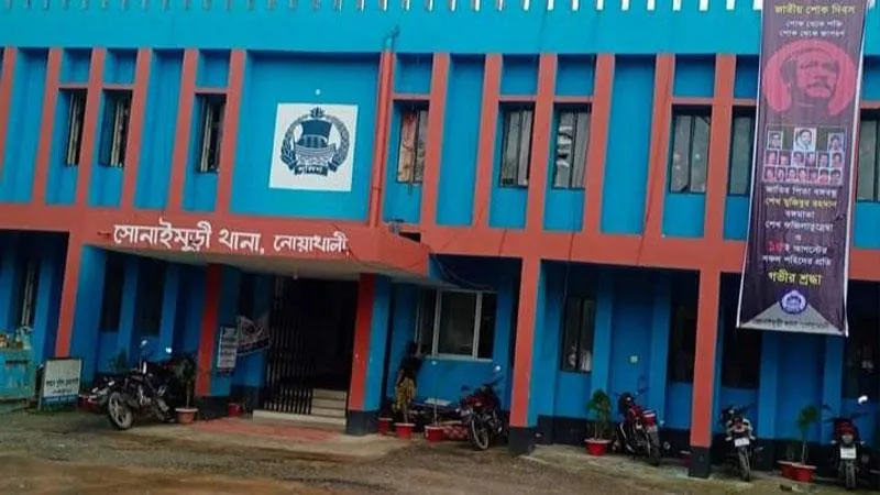 নোয়াখালীতে সিঁধ কেটে ঘরে ঢুকে বৃদ্ধা নারীকে গলা কেটে হত্যা