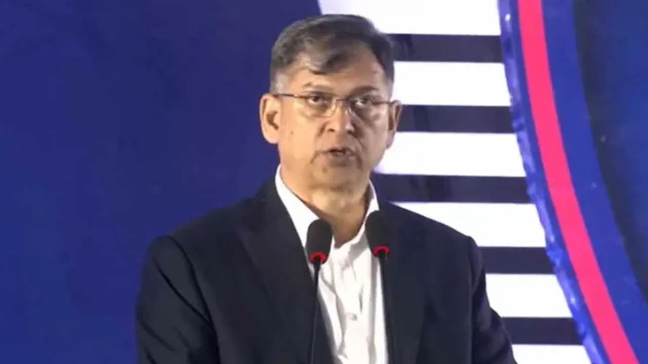 কোস্ট গার্ডে ১০ হাজার নতুন নিয়োগের পরিকল্পনা: স্বরাষ্ট্রমন্ত্রী