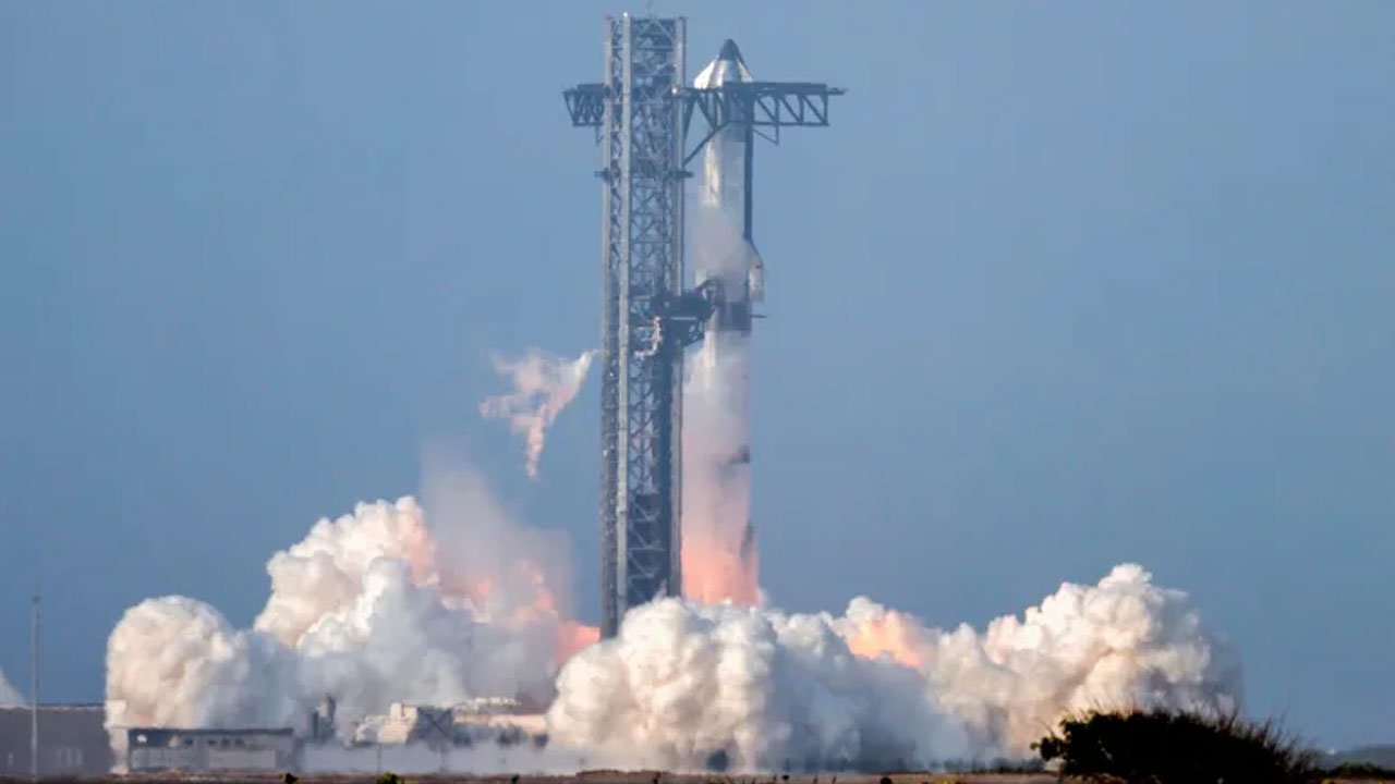 spacexs-starship-20250528102352