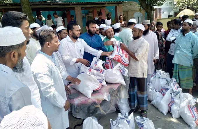 বানভাসি মানুষরা মানবেতর জীবন-যাপন করছে : আতিকুর রহমান