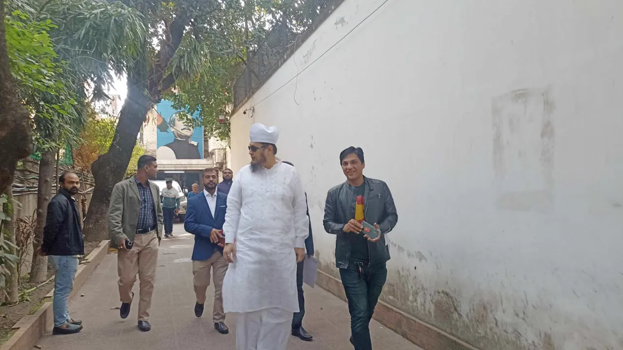 নির্বাচনে নৌকা চান সুপ্রিম পার্টির চেয়ারম্যান