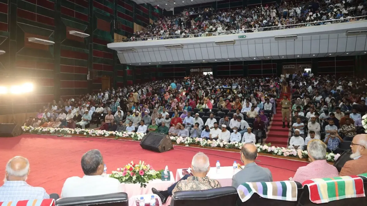 নবীনদের বরণ করে নিল শাহজালাল বিশ্ববিদ্যালয়