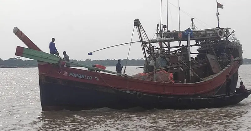 বাংলাদেশের সীমানায় মাছ ধরতে এসে ১৪ ভারতীয় জেলে আটক