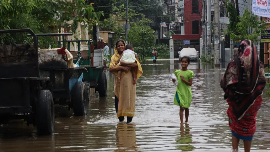 Swelling Surma worsens flood situation in Sylhet city