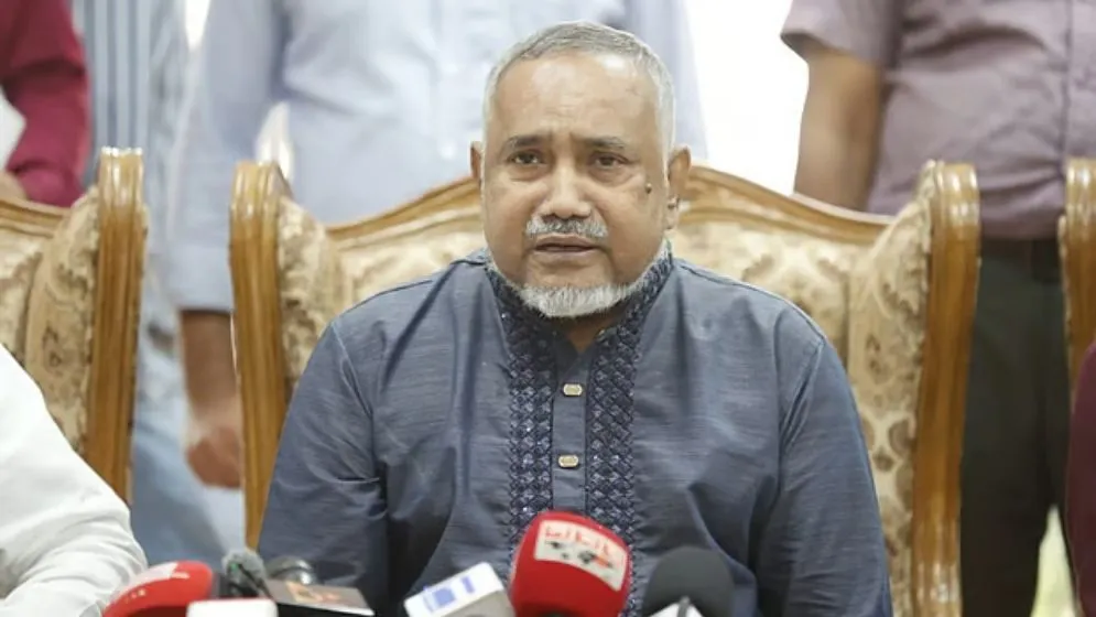 নিউইয়র্ক বিমানবন্দর থেকে আলাদা বের হওয়ার কারণ জানালেন জামায়াত নেতা তাহের