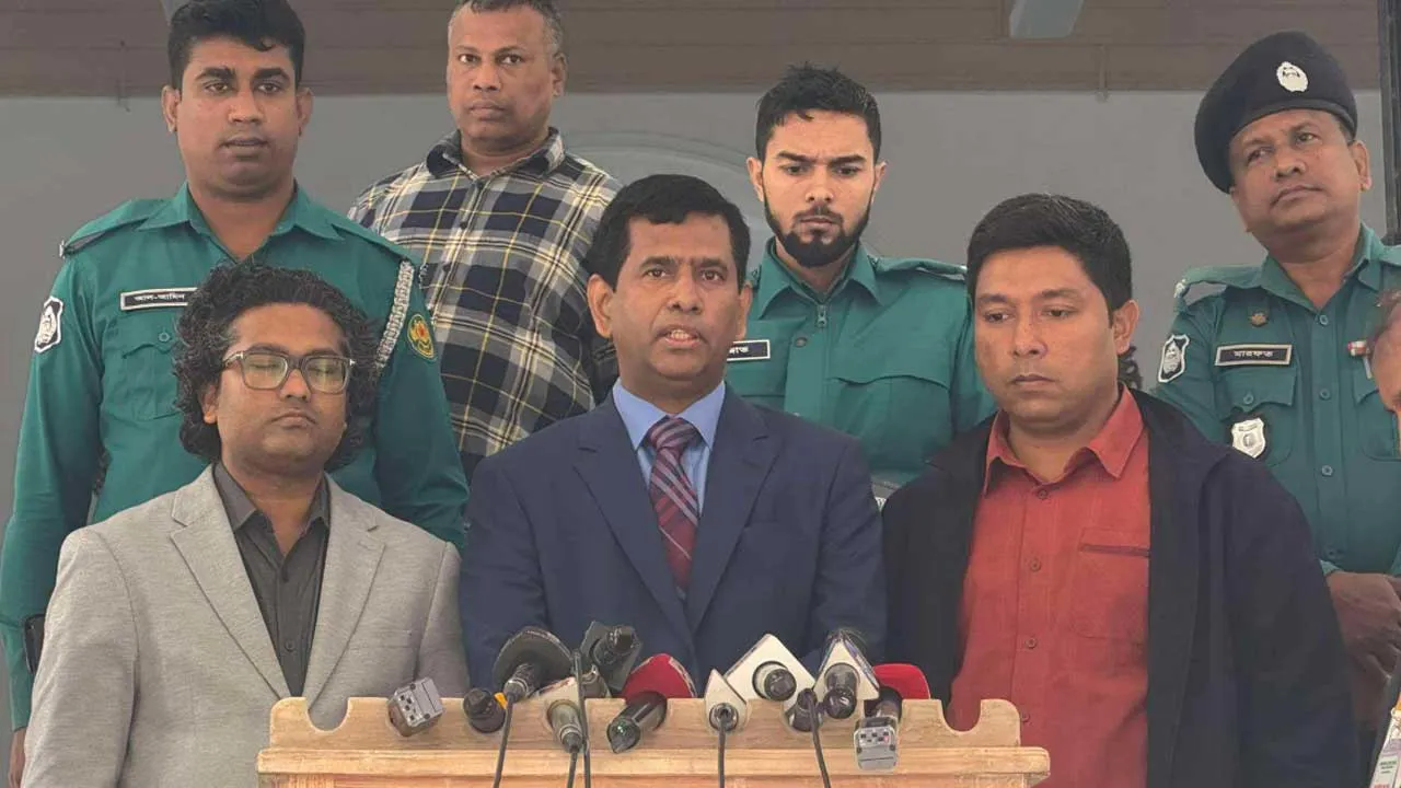 ২০২৫ সাল হবে হাসিনা ও আ.লীগের নেতাদের অপরাধের বিচারের বছর: তাজুল ইসলাম