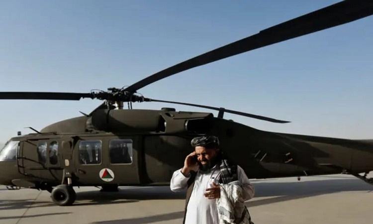 3 killed in helicopter crash during Taliban training exercise