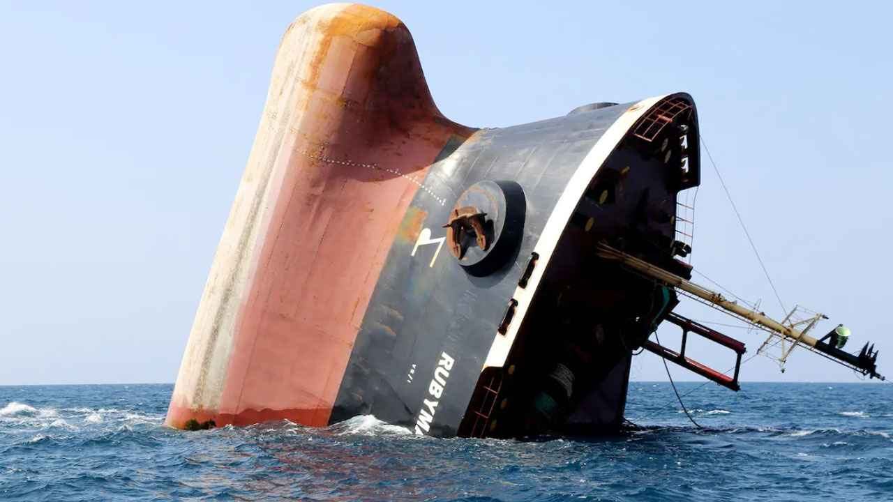 tanker_