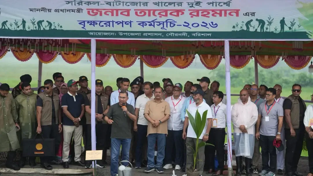 ‘গাছ লাগালেই দায়িত্ব শেষ নয়, শিশুর মতো যত্ন নিতে হবে’