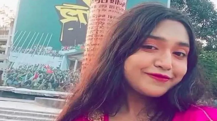 জুলাই যোদ্ধাদের অশালীন গালাগাল করা তরুণী গ্রেফতার