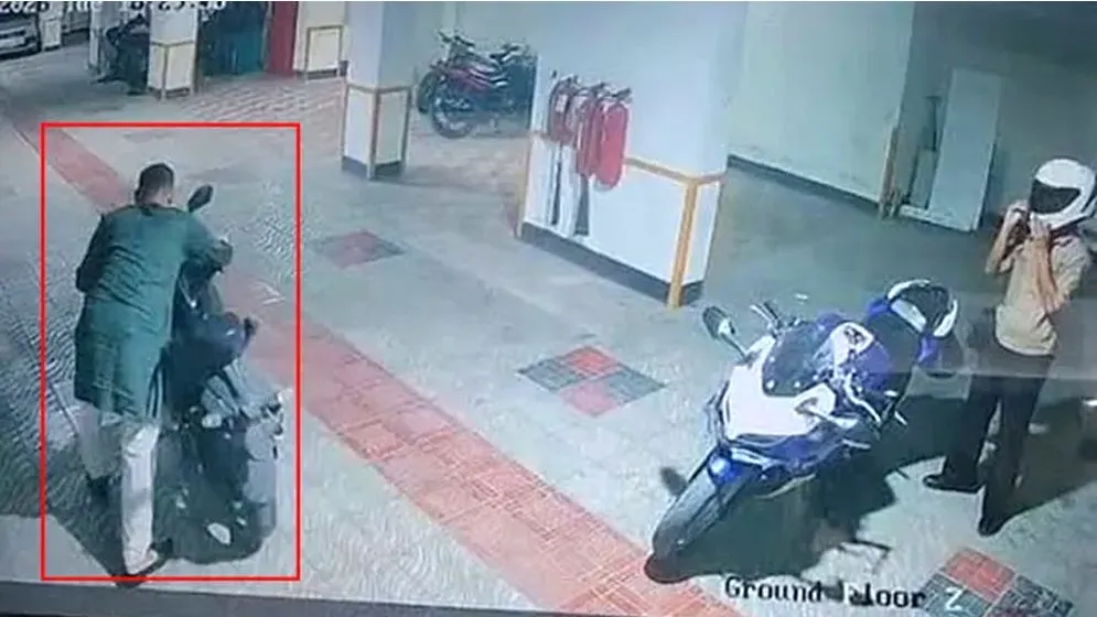 নদীর ৫০ গজ দূরে তাহসিফ সৌরির মোটরসাইকেল উদ্ধার