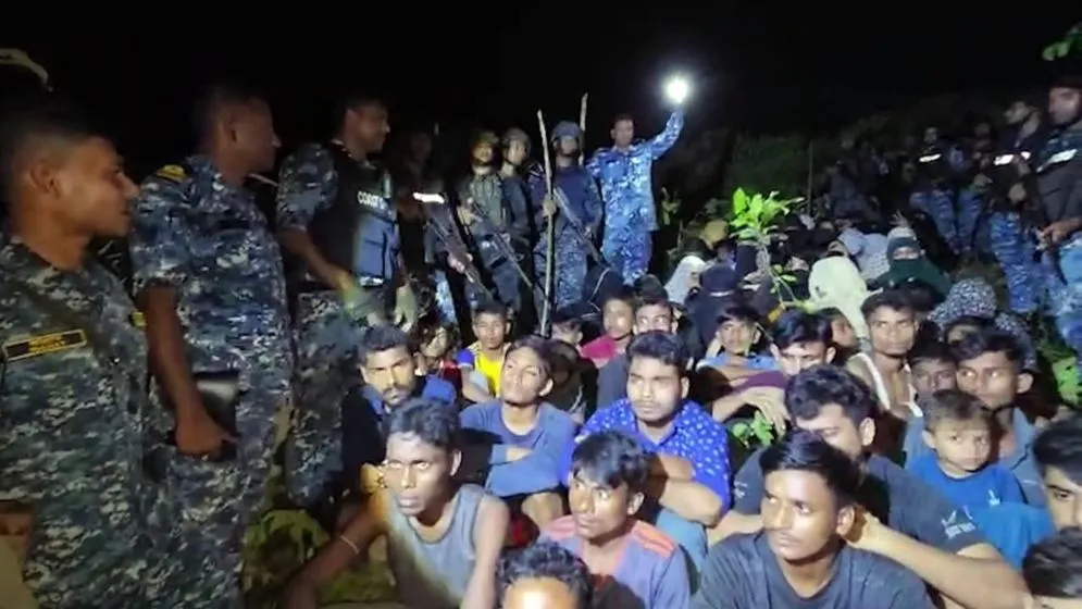 টেকনাফের পাহাড় থেকে নারী-শিশুসহ ৬৬ জন উদ্ধার