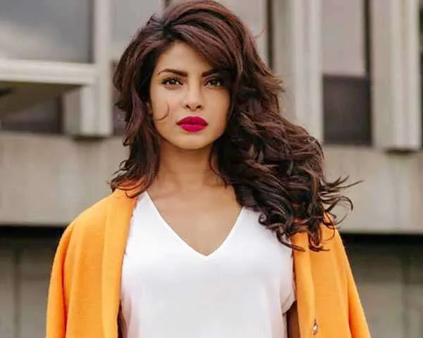 দীর্ঘদিন পর ফিরছেন প্রিয়াঙ্কা চোপড়া