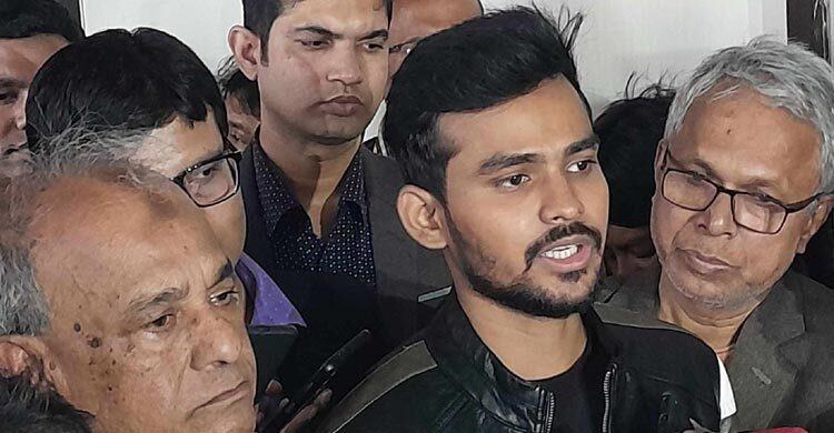 আ’লীগ নেতাকর্মীদের গ্রেফতারে অভিযান আরও জোরদারের সিদ্ধান্ত : আসিফ মাহমুদ