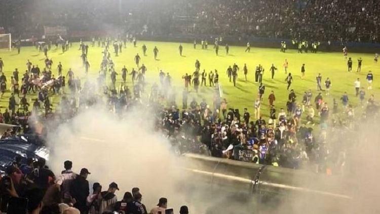 At least 129 dead after riot at Indonesia football match