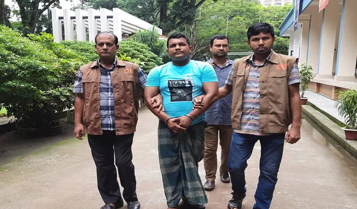 চলন্ত বা‌সে ডাকা‌তি-ধর্ষণ, রাজা ৫ দি‌নের রিমান্ডে