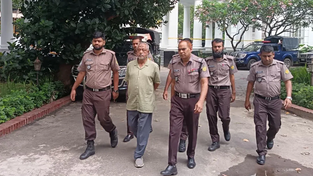 এক-এগারোর সময় মানবতাবিরোধী অপরাধের নেপথ্য নায়ক মাসুদ চৌধুরী