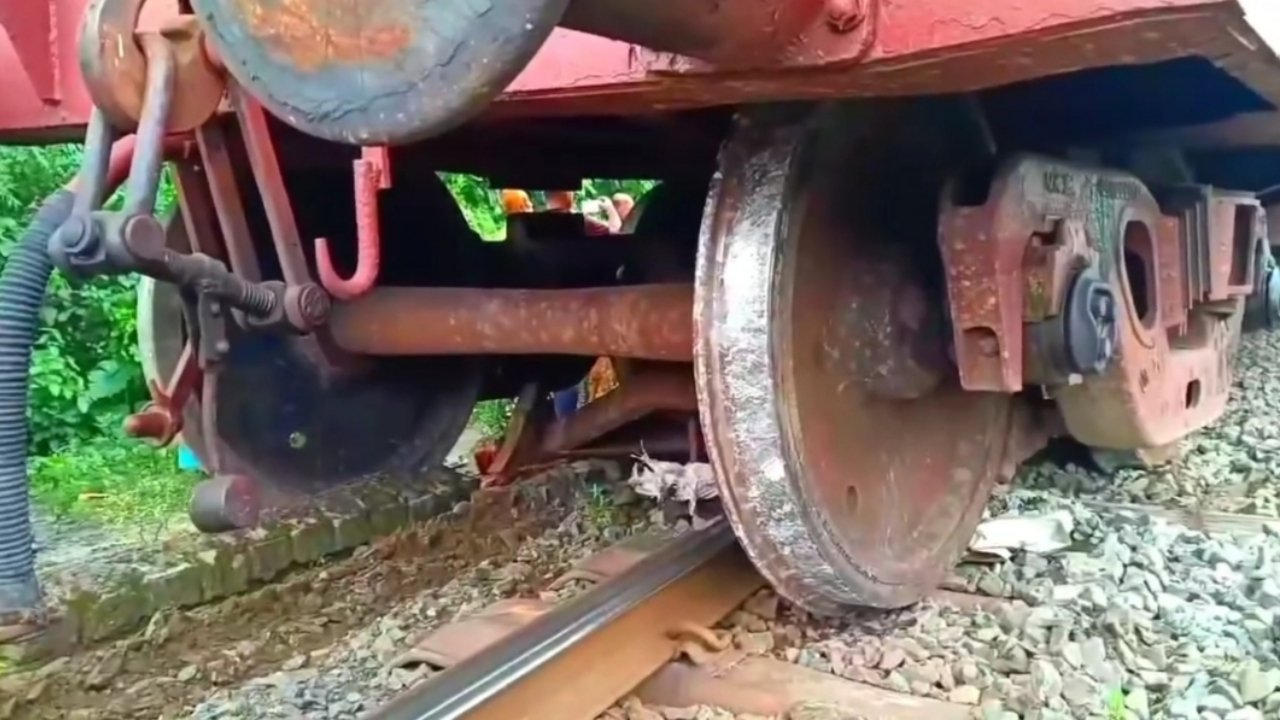 train-accident-20250704185950