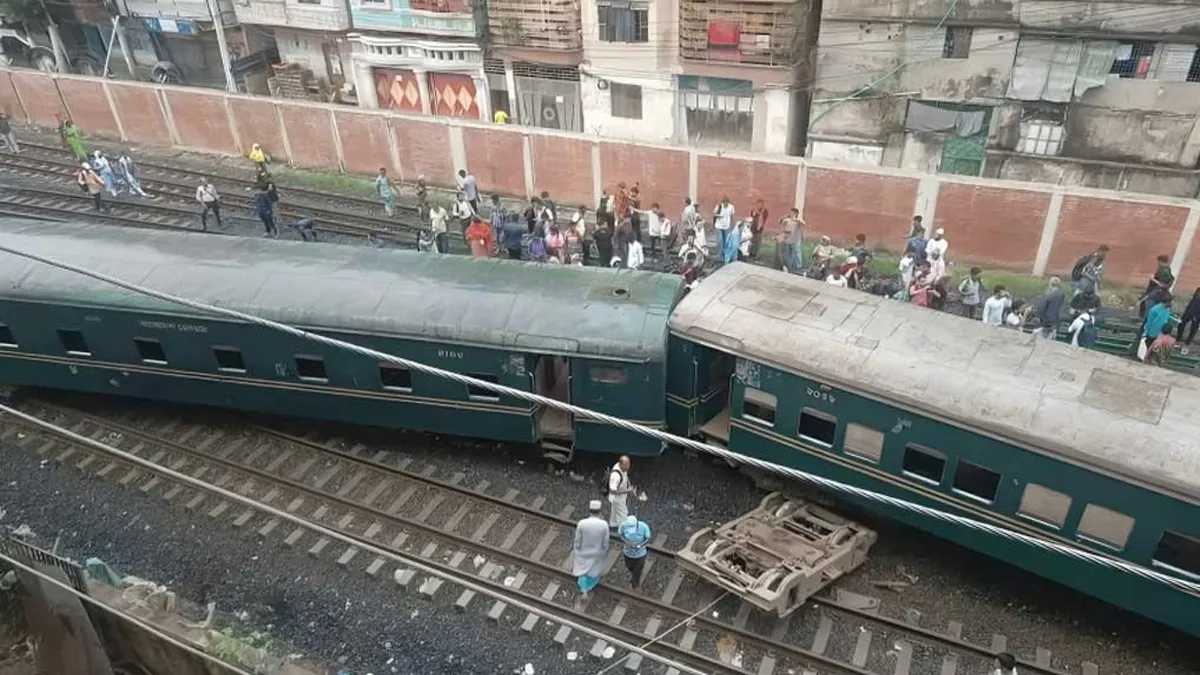 গোপীবাগে নারায়ণগঞ্জগামী ট্রেন লাইনচ্যুত