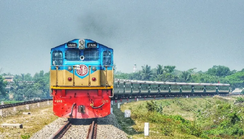 ঢাকার সঙ্গে উত্তরবঙ্গ-দক্ষিণাঞ্চলের ট্রেন চলাচল স্বাভাবিক