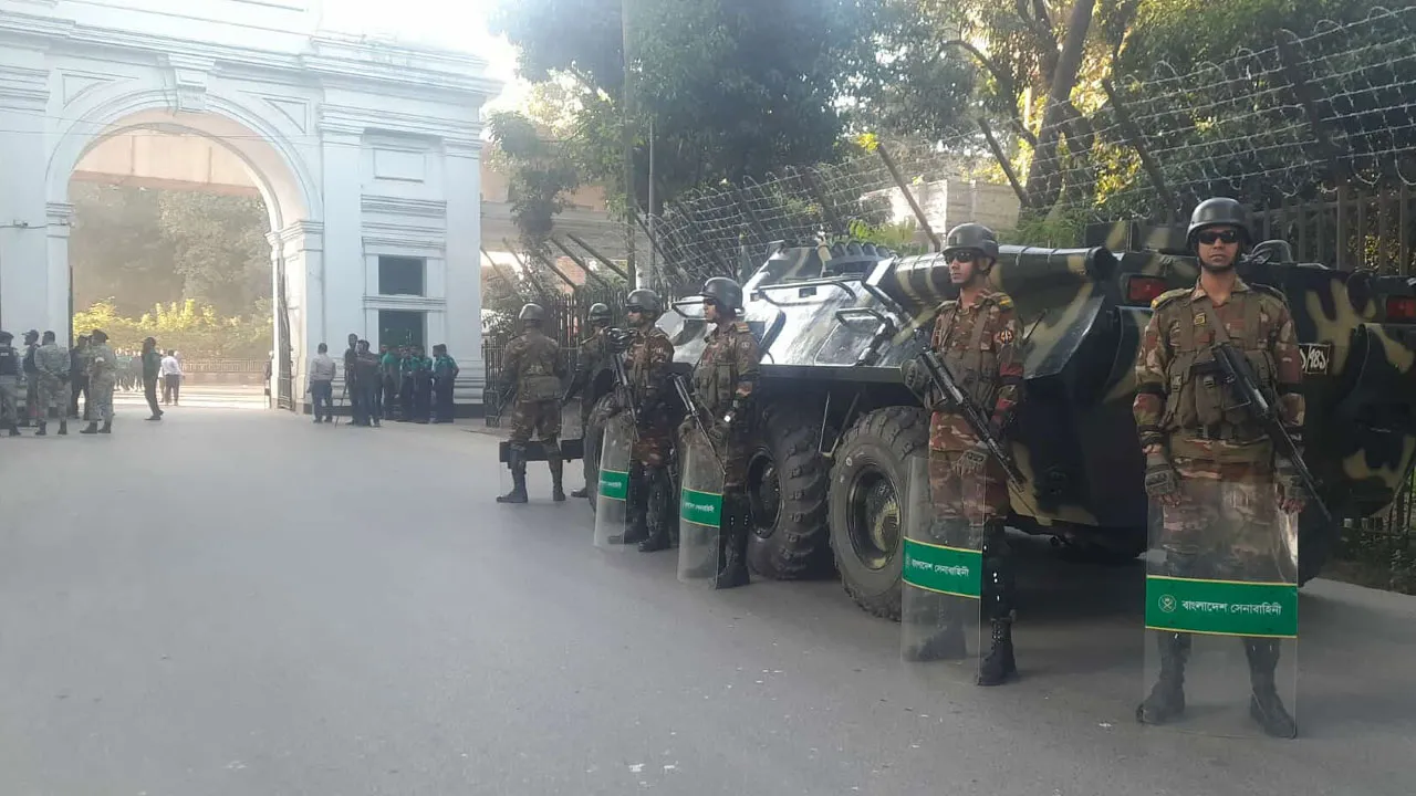 হাসিনার মামলার রায় ঘিরে ট্রাইব্যুনালের নিরাপত্তা জোরদার