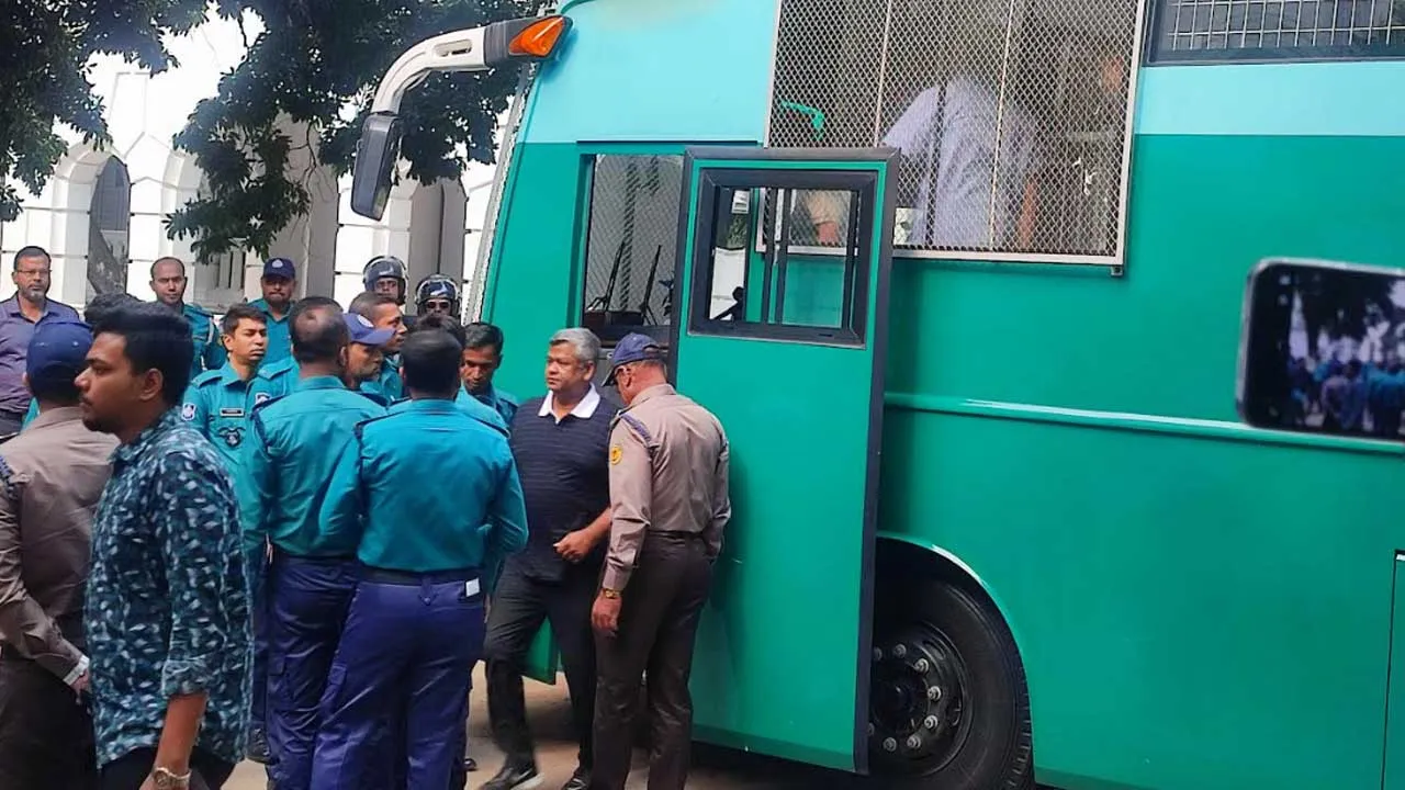 সশরীরেই ট্রাইব্যুনালে আসতে হবে সেনা কর্মকর্তাদের