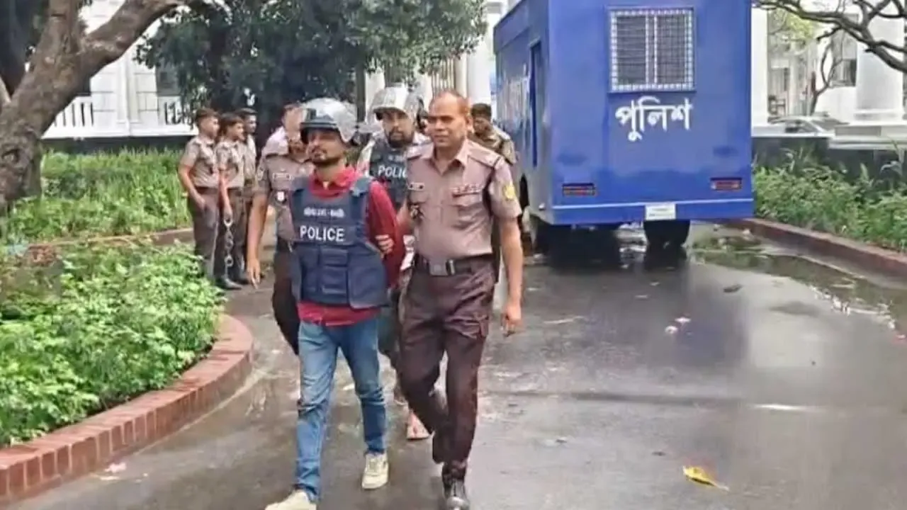 ৬ আসামিকে আনা হলো ট্রাইব্যুনালে, নিরাপত্তা জোরদার