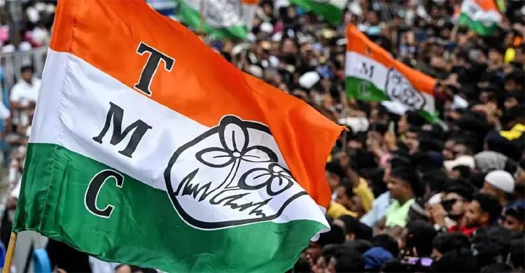 মমতা বন্দ্যোপাধ্যায়ের তৃণমূল কংগ্রেসে নেতৃত্বে ব্যাপক রদবদল