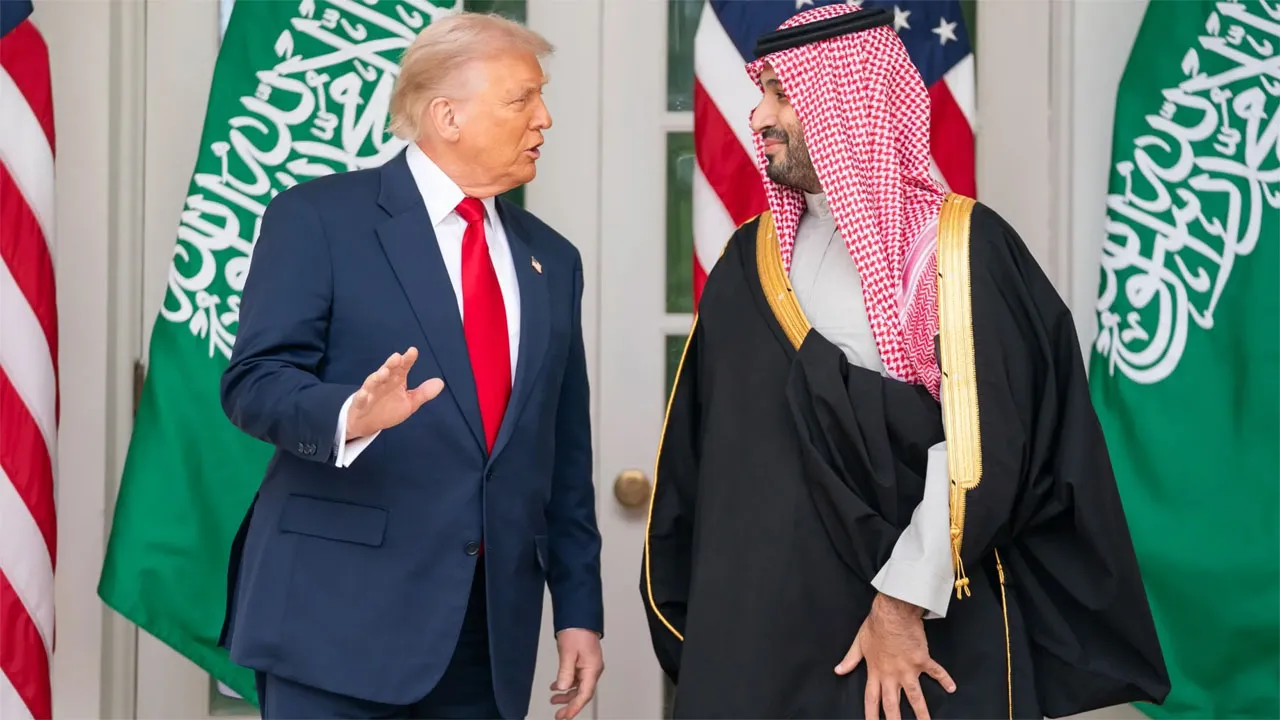 সৌদির যুবরাজকে বিব্রত এ প্রশ্ন !সাংবাদিককে শাসালেন ট্রাম্প