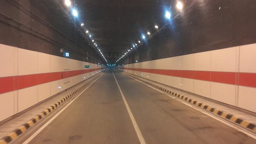 309 vehicles cross Bangabandhu Tunnel in first five hours