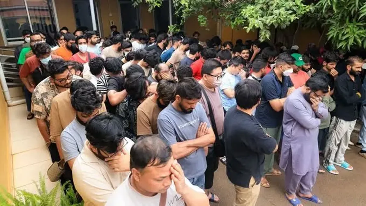 উগান্ডায় অবৈধ অভিবাসনবিরোধী অভিযানে বাংলাদেশিসহ আটক ২৩১
