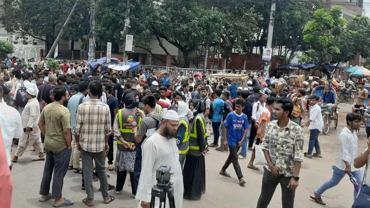 ইউআইইউ শিক্ষার্থীদের স্থায়ী বহিষ্কারাদেশ প্রত্যাহার