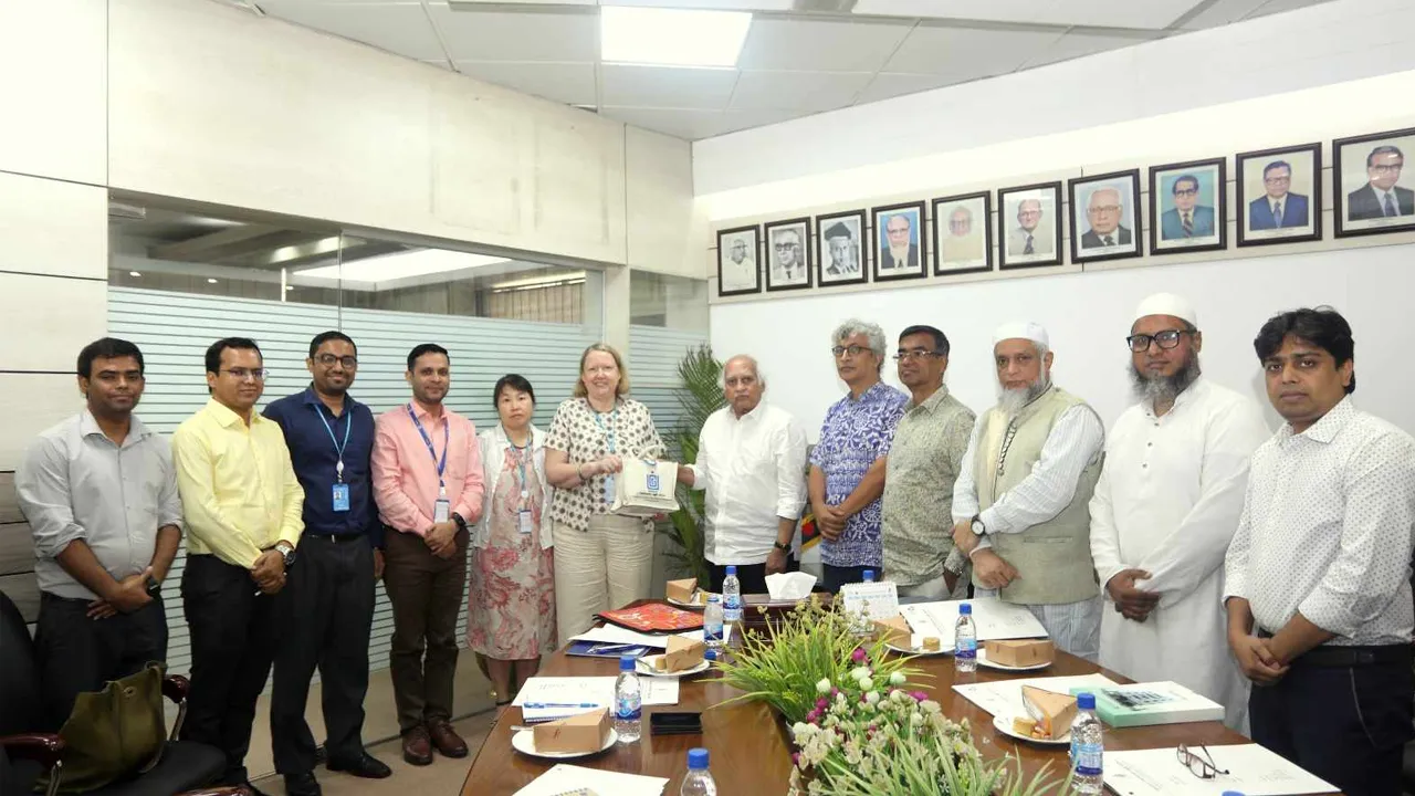 আহত শিক্ষার্থীদের স্বাস্থ্য সুরক্ষায় কাজ করবে ইউজিসি-ইউনেস্কো