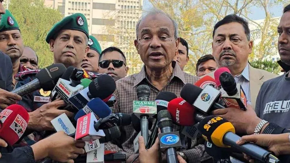 অবৈধ ভারতীয়দের নিয়ম মেনে ফেরত পাঠানো হবে: স্বরাষ্ট্র উপদেষ্টা