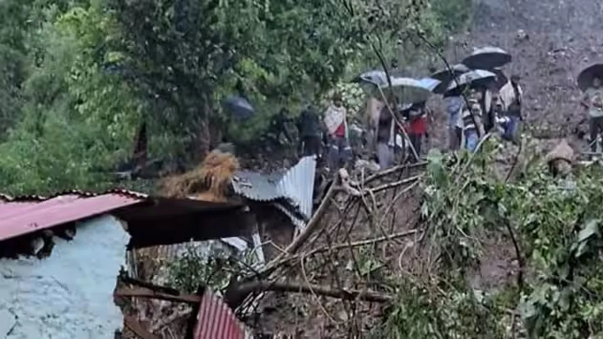 হিমাচল প্রদেশে ব্যাপক বৃষ্টি ও ভূমিধসে নিহত ১৬