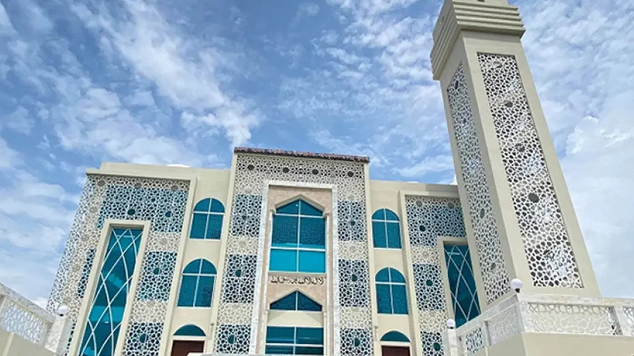 কুষ্টিয়ায় মডেল মসজিদের বিল বকেয়া ১২ লাখ, বিপাকে বিদ্যুৎ বিভাগ