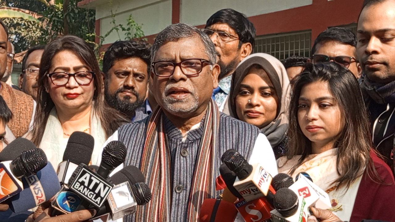মানুষ ভোট দিতে খুবই আগ্রহী :  স্বাস্থ্যমন্ত্রী
