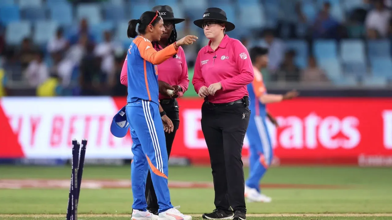 রান আউট নিয়ে তর্কে জড়ালেন ভারত অধিনায়ক