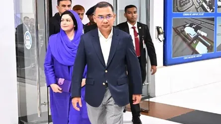 ইস্তাম্বুলে যাত্রাবিরতি শেষে নিউইয়র্কের পথে প্রধানমন্ত্রী
