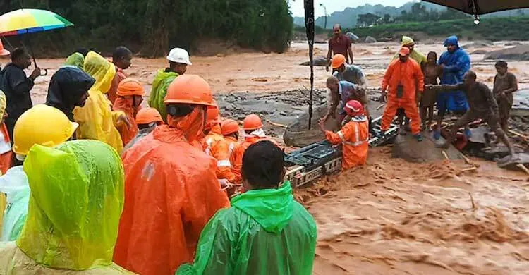 কেরালায় তিন দফা ভূমিধস: নিহত বেড়ে ৫৪