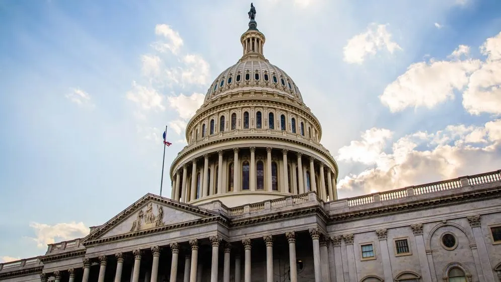 ৯০১ বিলিয়ন ডলারের প্রতিরক্ষা বিল পাস করল যুক্তরাষ্ট্র