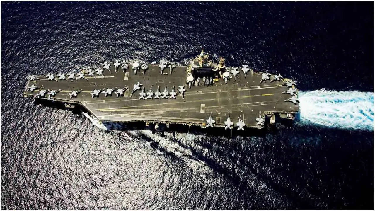 মার্কিন রণতরী আব্রাহাম লিঙ্কনে ব্যালিস্টিক ক্ষেপণাস্ত্র হামলা ইরানের