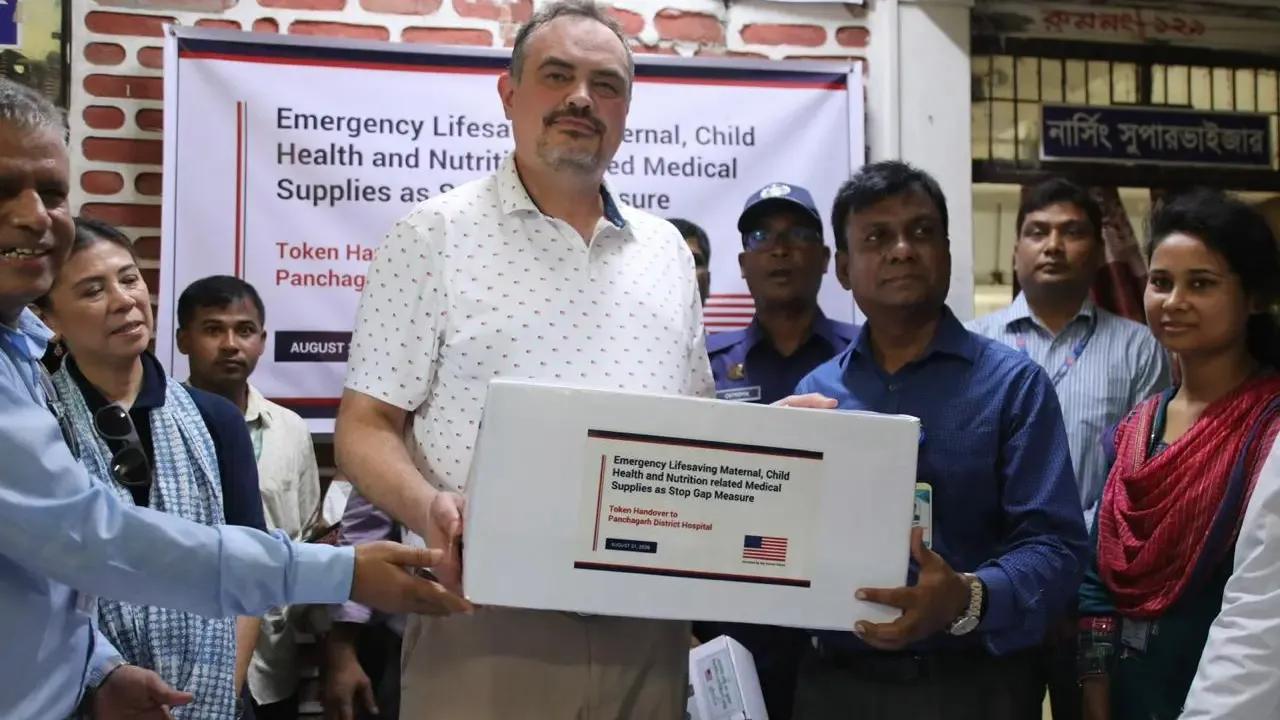 ২৪ লাখ ডলারের চিকিৎসা সরঞ্জাম দিচ্ছে যুক্তরাষ্ট্র