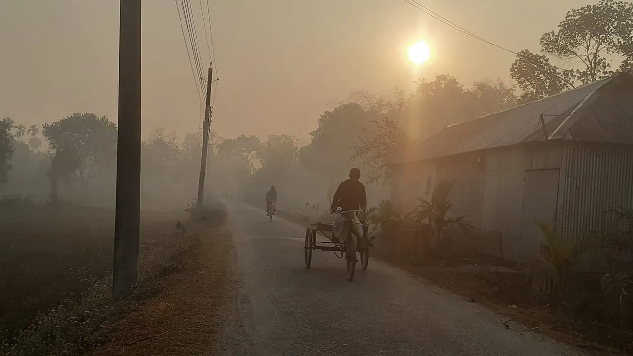 পঞ্চগড়ে তাপমাত্রা ৭.৮ সিসি ঝলমলে রোদেও শৈত্যপ্রবাহ