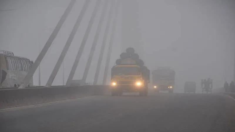 রাতে তাপমাত্রা কমবে, ভোরে কুয়াশা পড়বে